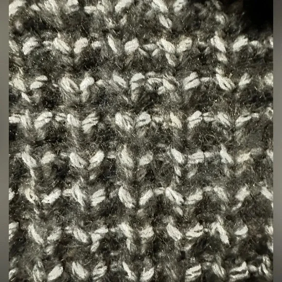 Loft Outlet Sweater, Large - Picture 5 of 5